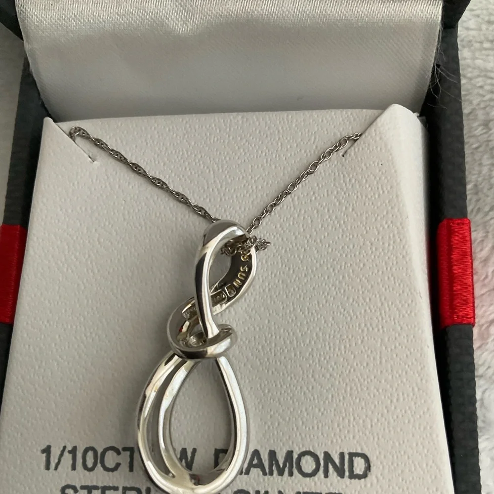 NWT 1/10CT TW DIAMOND STERLING  SILVER - Picture 3 of 10